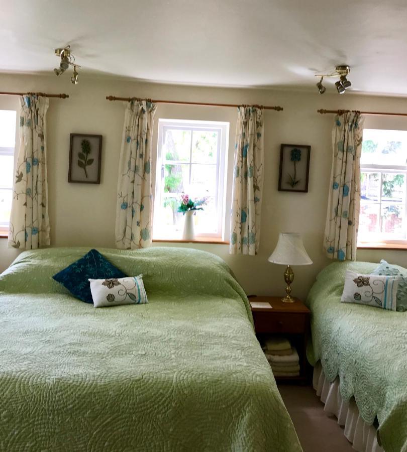 High Mead Bed & Breakfast Woodsford Exterior photo